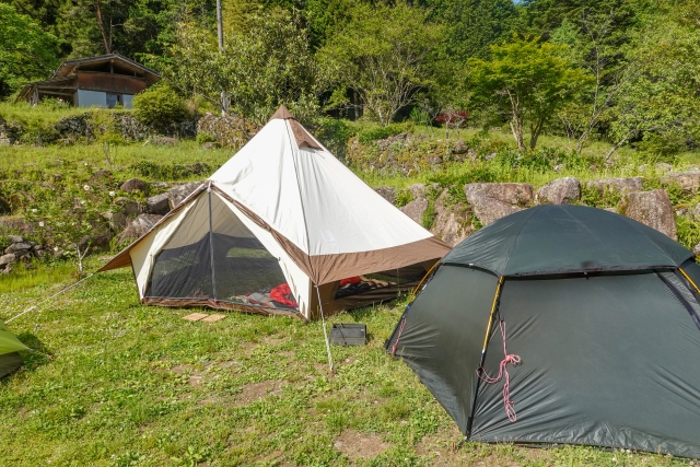 絶対失敗しない！キャンプ4人用テント選びの秘訣：価格と機能の完璧